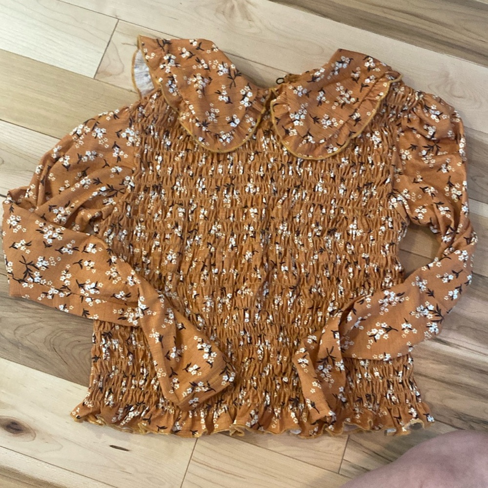 𝅺Miss Selfridge rust ditsy floral long sleeve collar shirred top smocked size 6